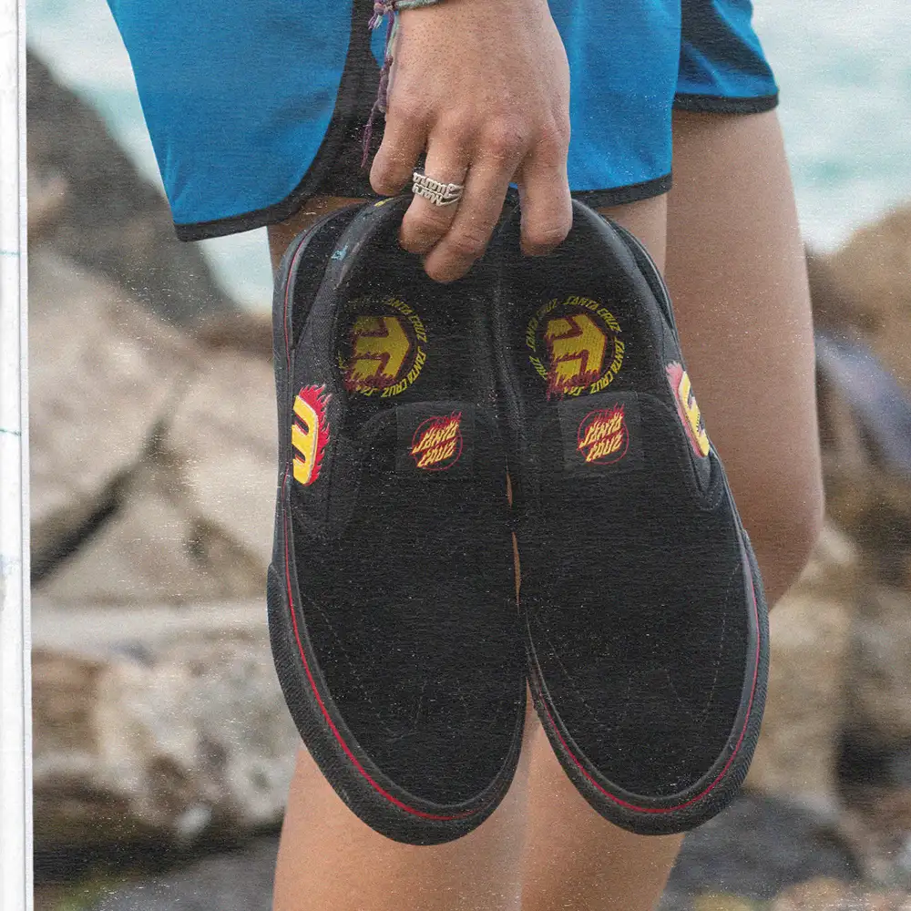 LO-CUT SLIP X SANTA CRUZ-BLACK