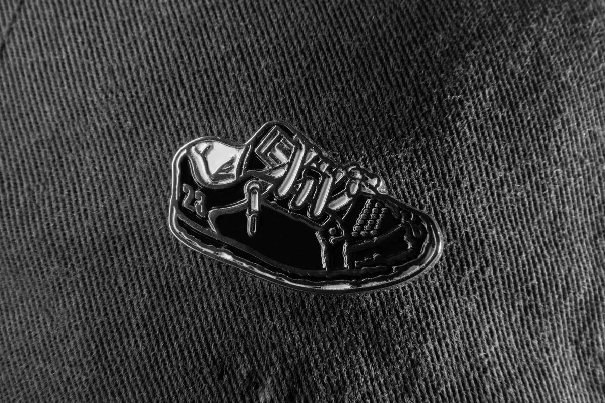 3165-slb-x-etnies-strapback-hat-black-1.webp