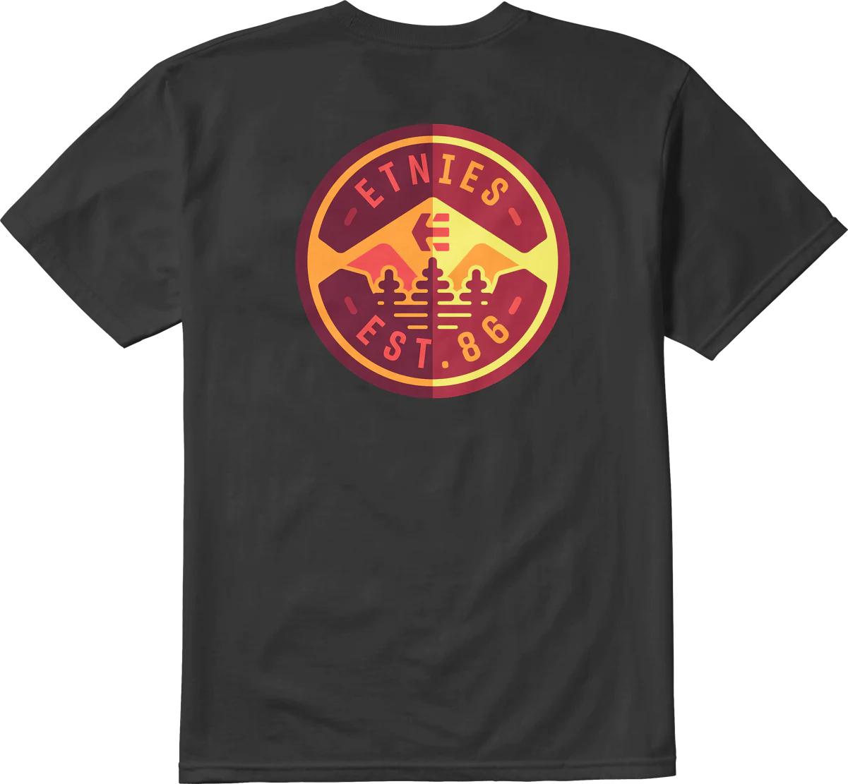 3 PINES TEE-BLACK