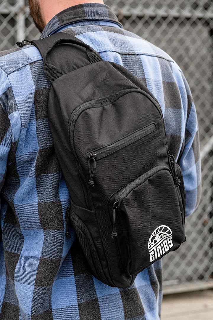 ETNIES SLING BAG-BLACK